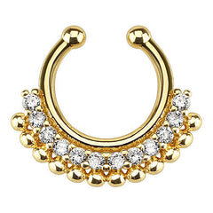 Das ist ein Fake Septum Piercing Gold mit Kristallen