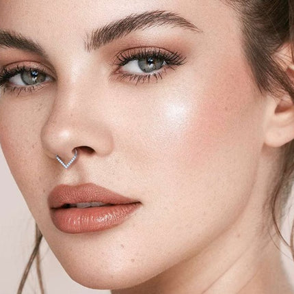 Titan Septum Piercing Clicker Tragus Helix Daith Tropfen Träne Kristalle
